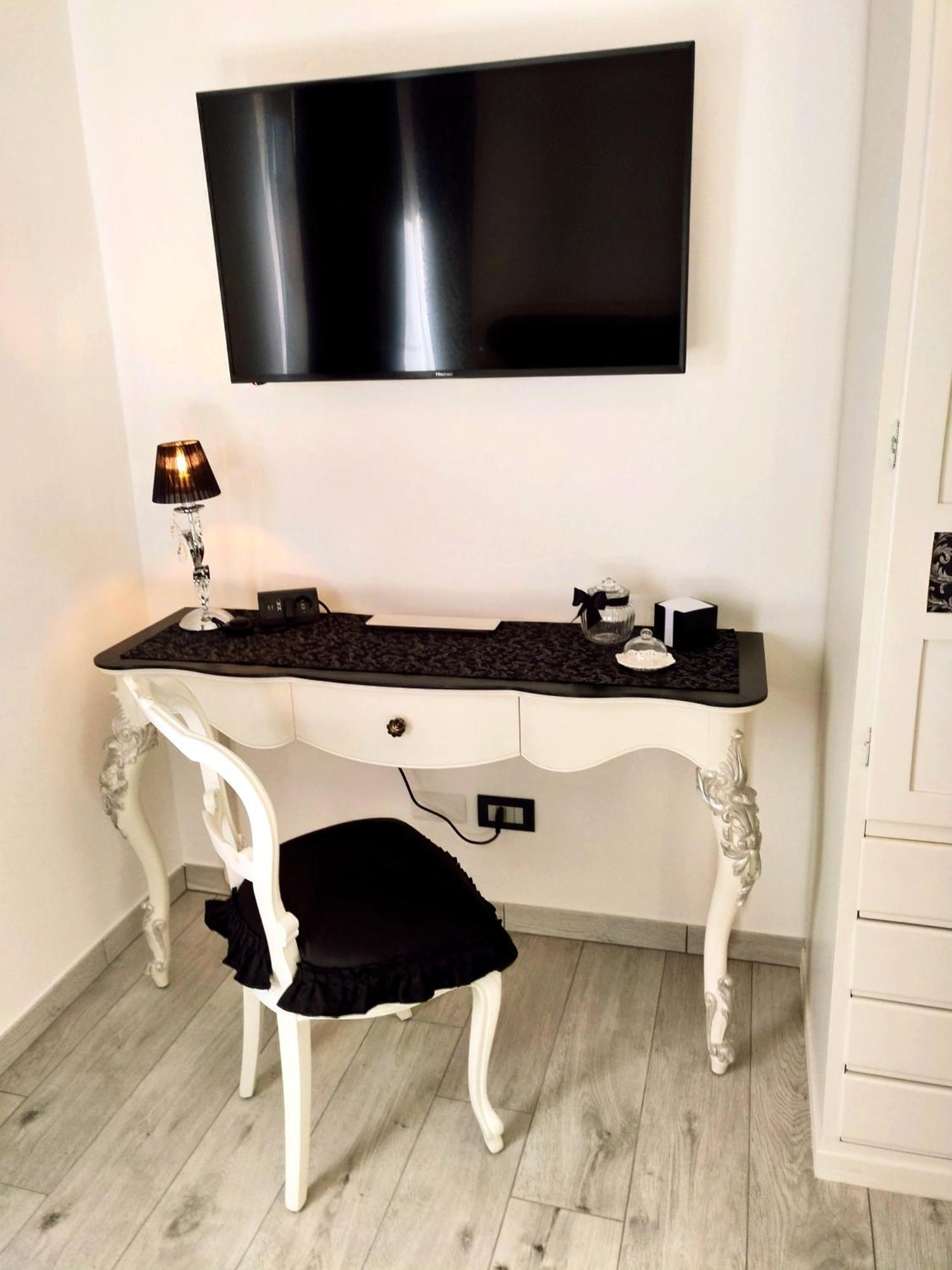 Alloggio Turistico Giulietta E Romeo - Intero Appartamento - Villafranca Di Verona, Zimmer, Holiday Rooms Екстериор снимка