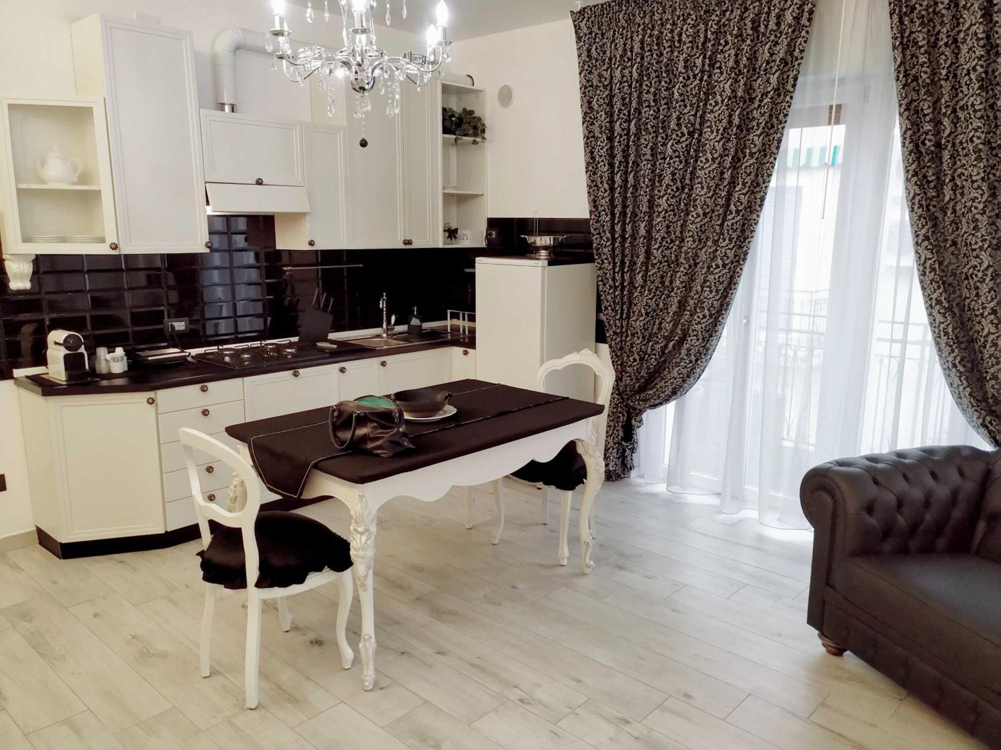 Alloggio Turistico Giulietta E Romeo - Intero Appartamento - Villafranca Di Verona, Zimmer, Holiday Rooms Екстериор снимка